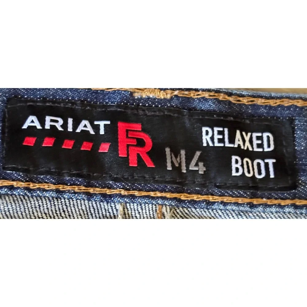NWOT Ariat M4 Relaxed Boot Cut FR Jeans Mens 32x32 Blue Flame Resistant CAT 2